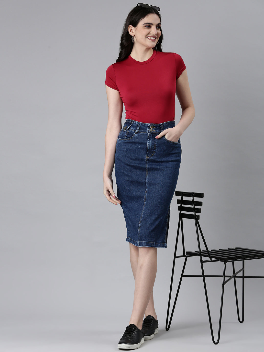 Women Blue Solid Pencil Skirt