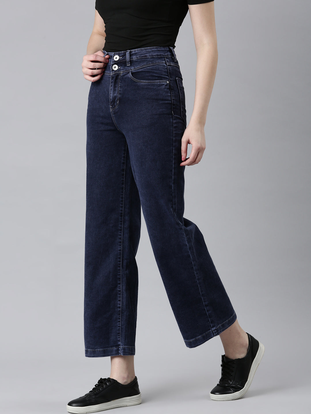 Women Navy Blue Solid Mom Fit Denim Jeans