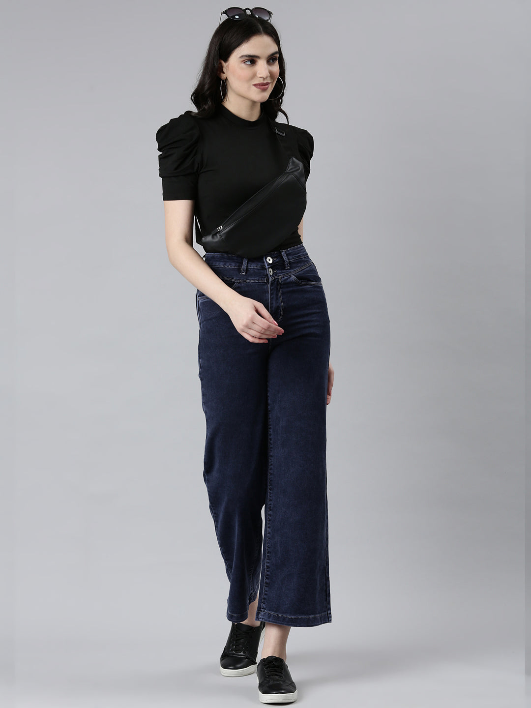 Women Navy Blue Solid Mom Fit Denim Jeans