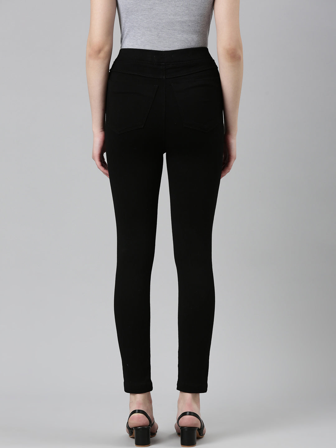 Women Black Solid Slim Fit Denim Jeans