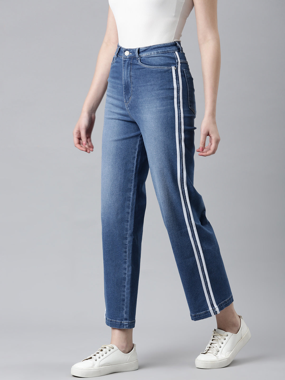 Women Blue Solid Wide Leg Denim Jeans