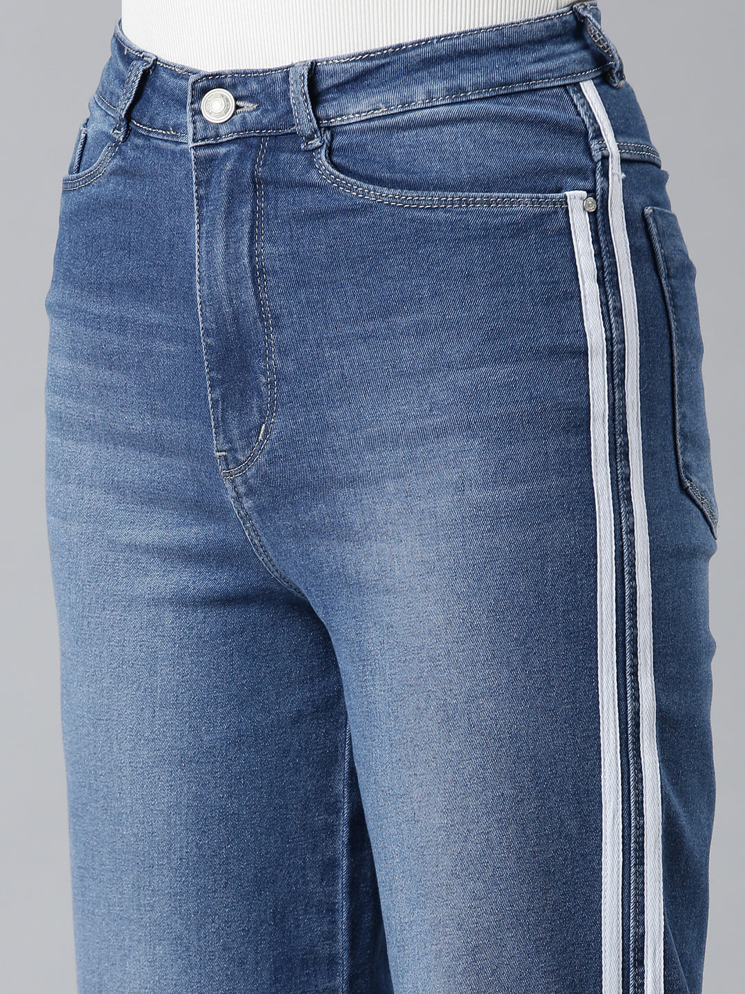 Women Blue Solid Wide Leg Denim Jeans