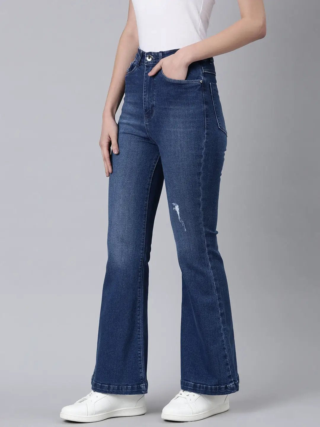 Women's Blue Solid Flared Denim Jeans