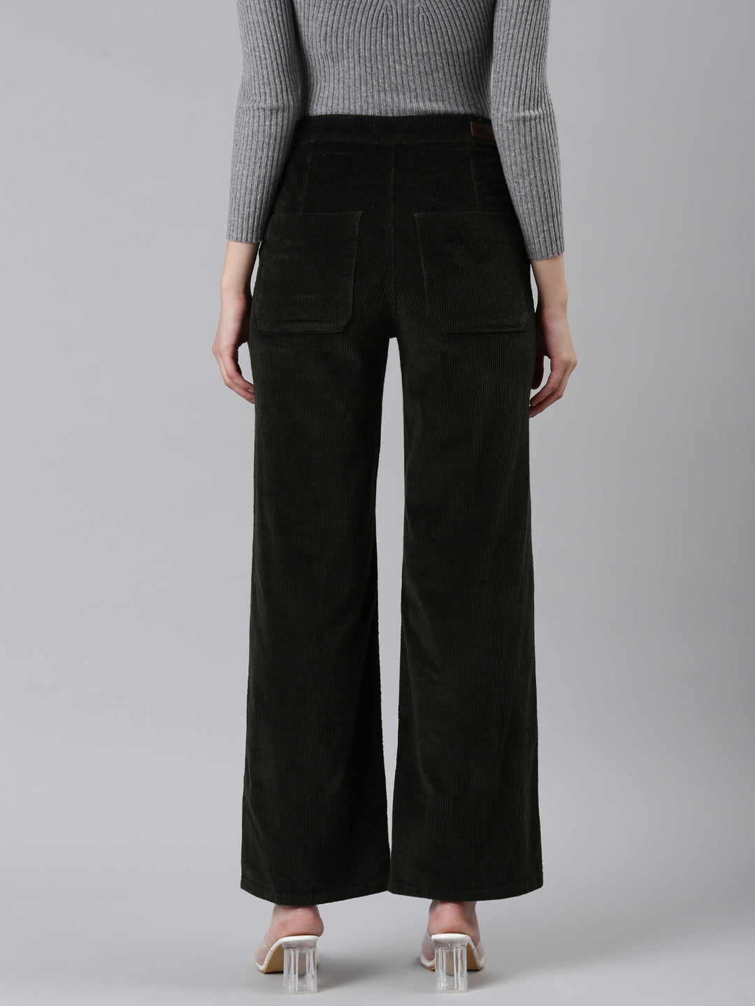 Women Olive Solid Parallel Trouser