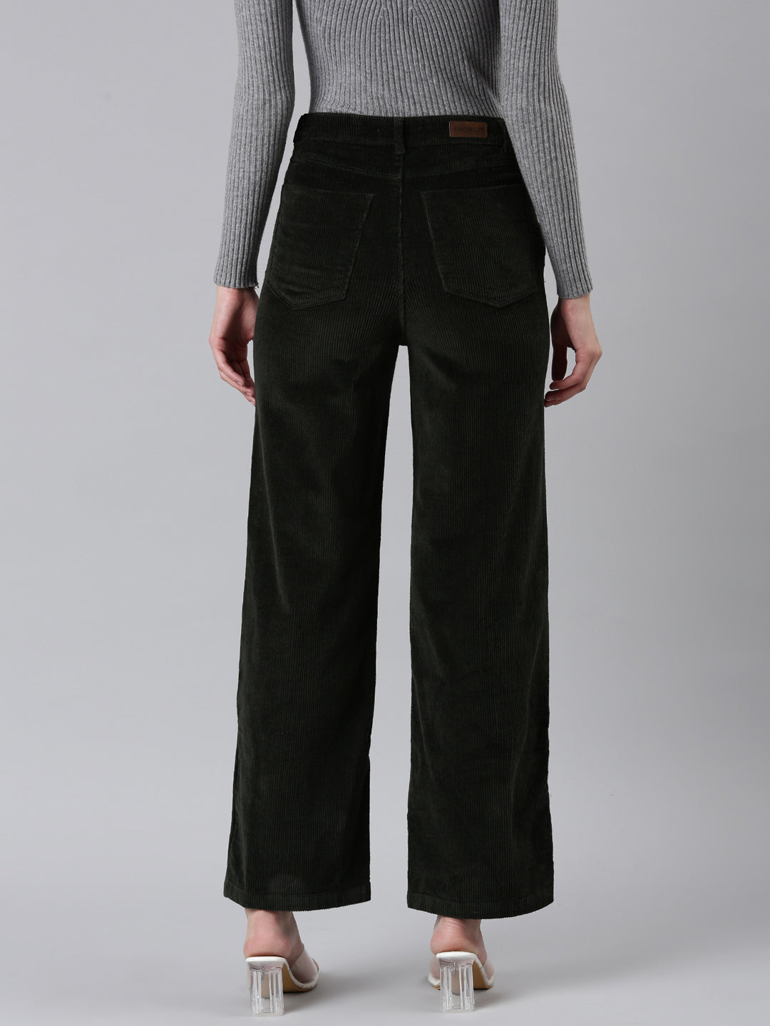 Women Olive Solid Parallel Trouser