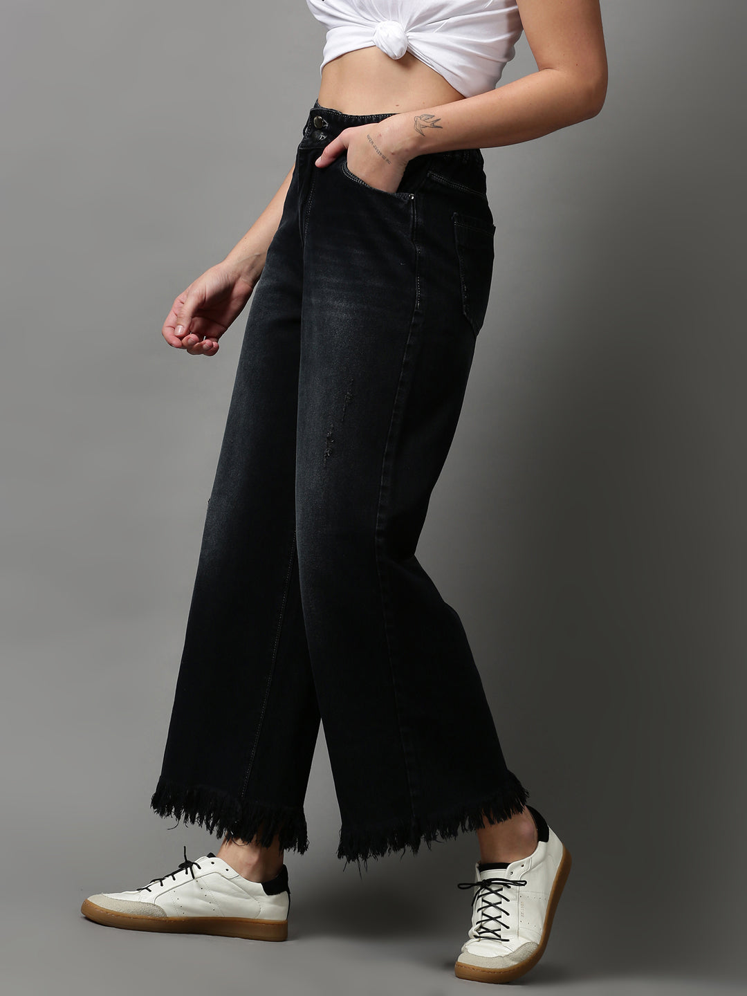 Women's Black Solid Wide Leg Denim Jeans