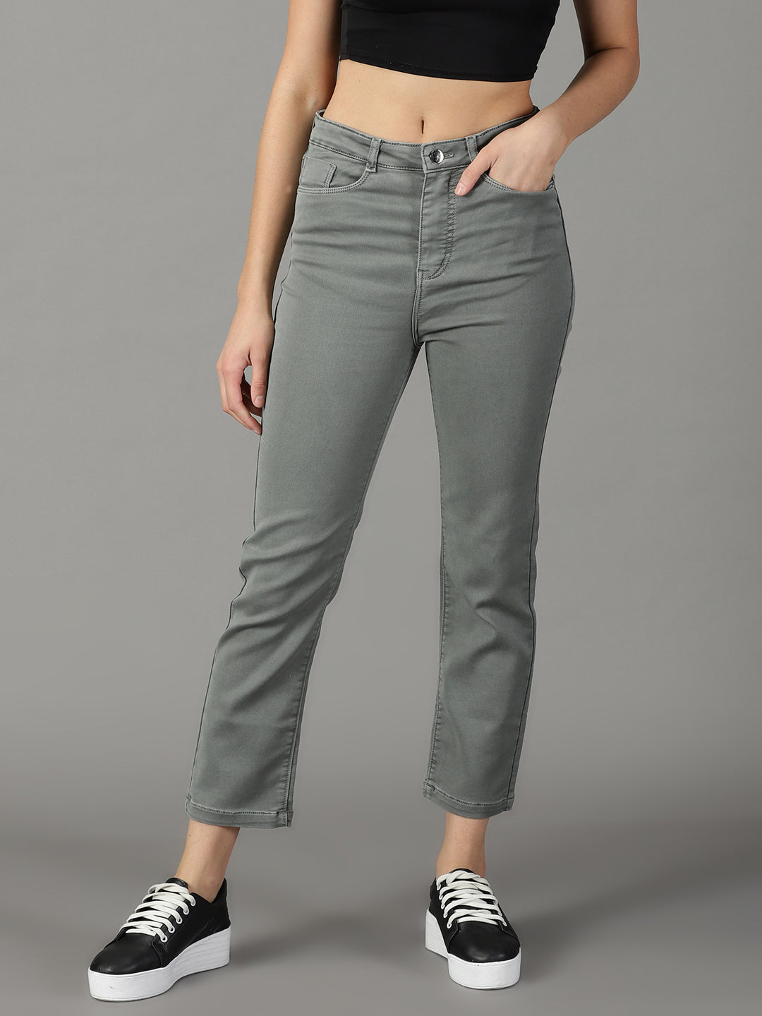 Women's Grey Solid Relaxed Fit Denim Jeans