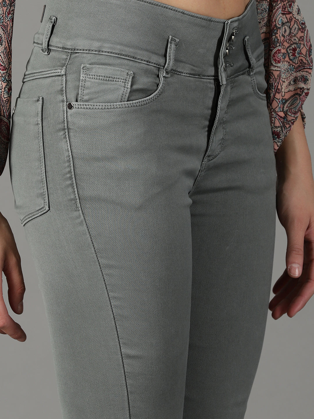 Women's Grey Solid Fit Denim Jeans