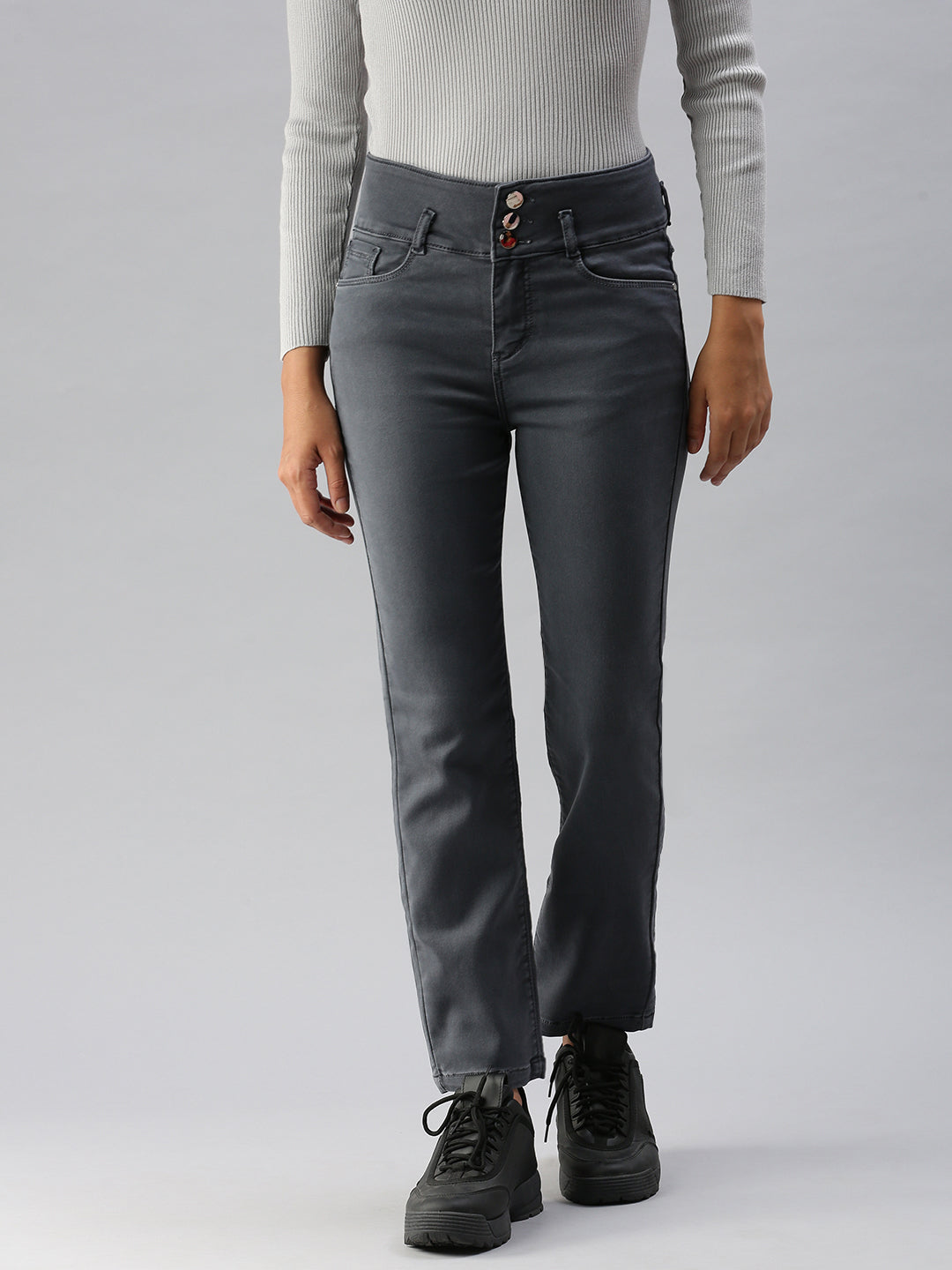 Women's Grey Solid Straight Fit Denim Jeans