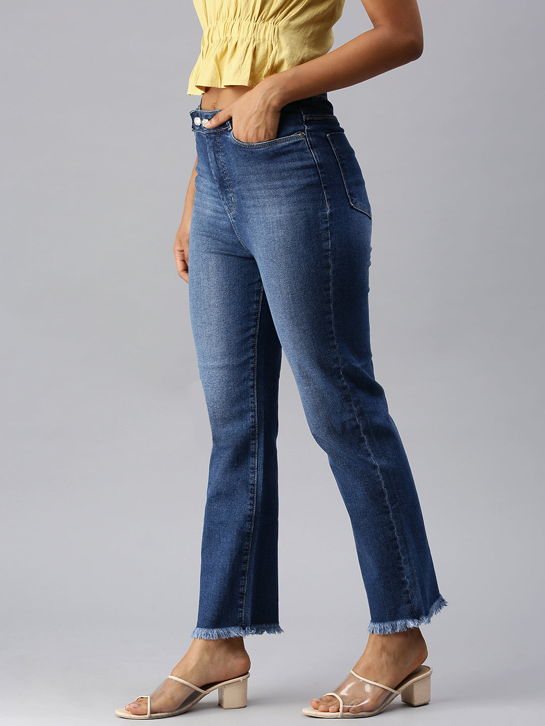 Women's Blue Solid Straight Fit Denim Jeans