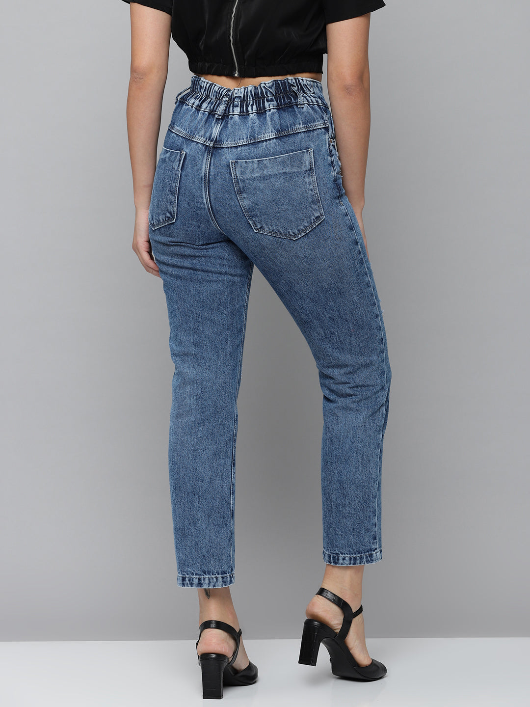 Women's Blue Jean Straight Fit High-Rise Mildly Distressed Light Fade Jeans