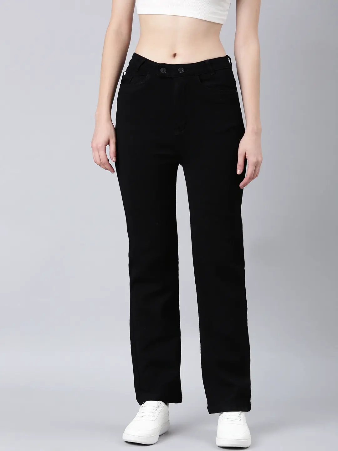 Women's Black Solid Straight Fit Denim Jeans