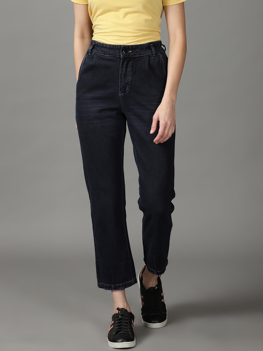 Women's Navy Blue Solid Relaxed Fit Denim Jeans