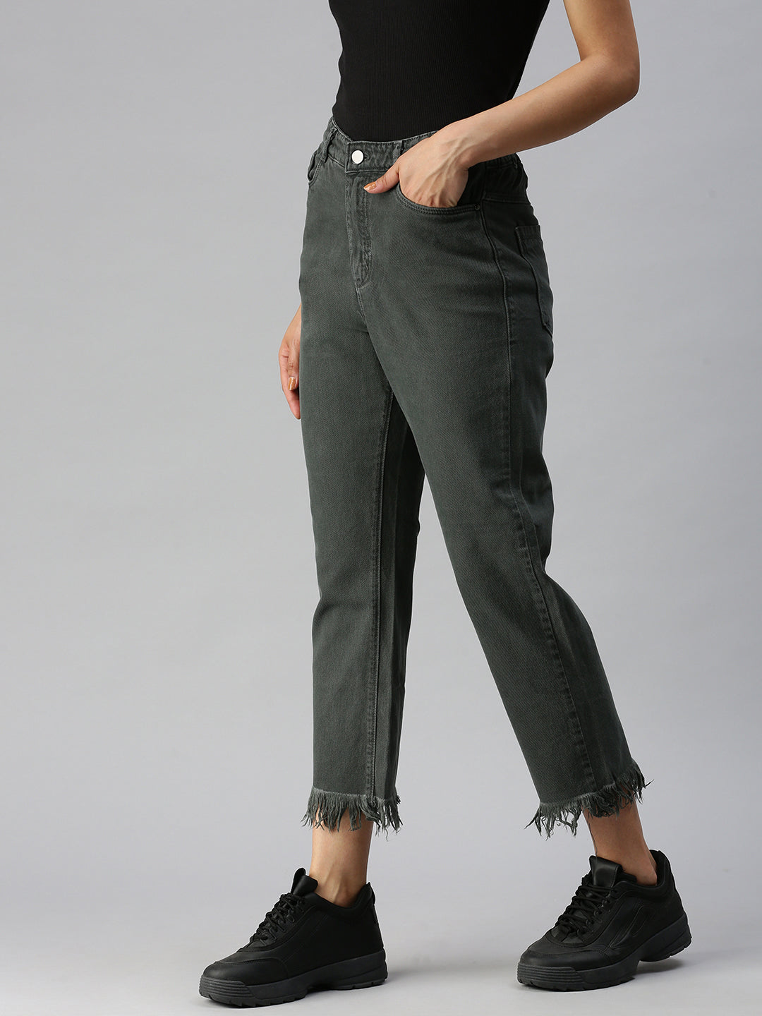 Women's Olive Solid Denim Relaxed Jeans