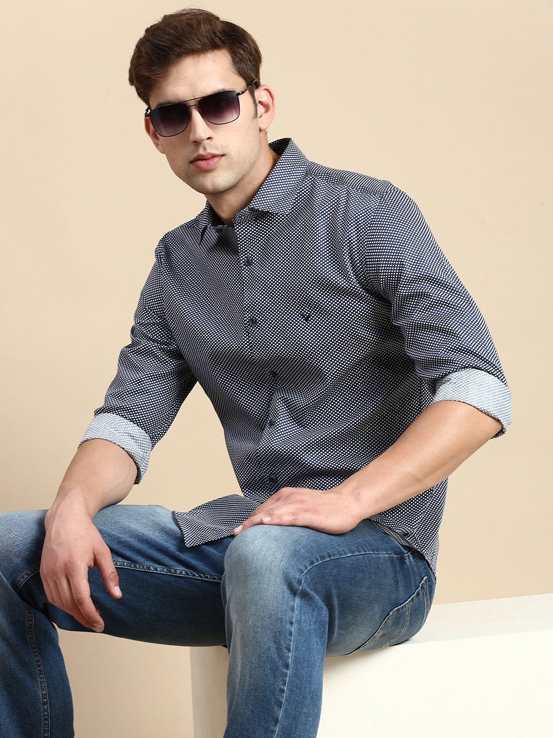 Men Navy Solid Casual Shirt