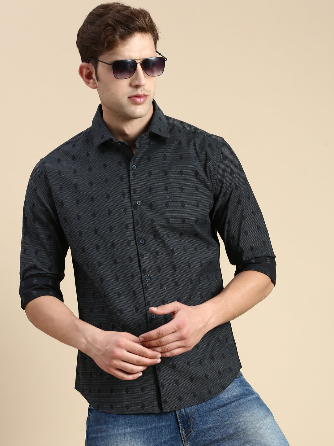 Men Navy Solid Casual Shirt