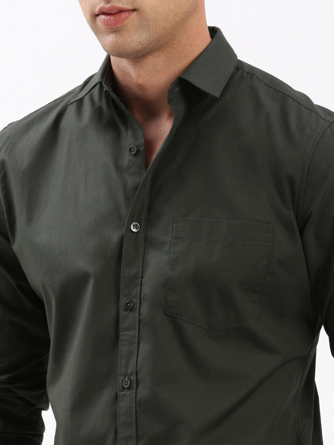 Men Spread Collar Solid Green Shirt