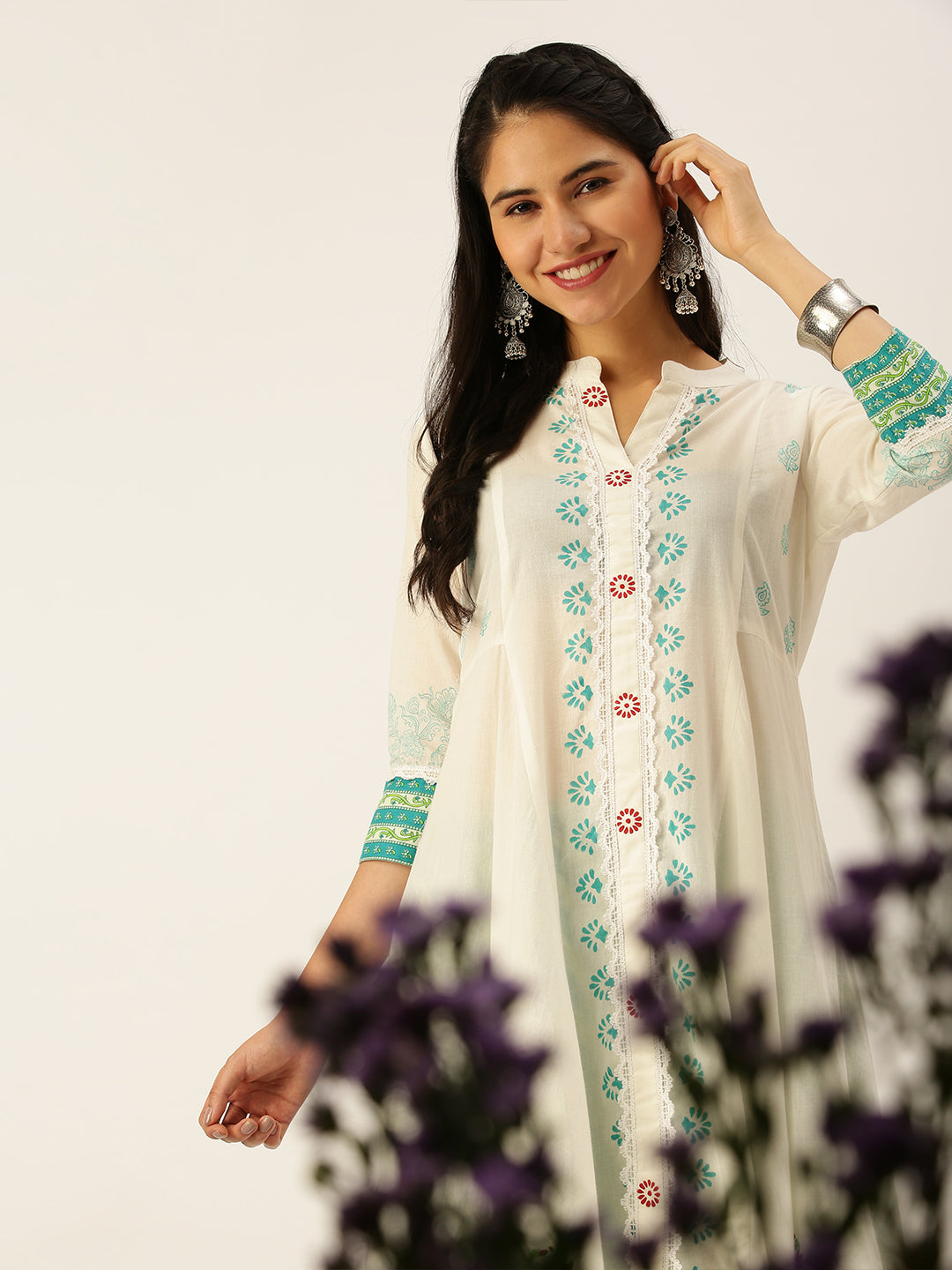 Women's White Printed Kurta Sets