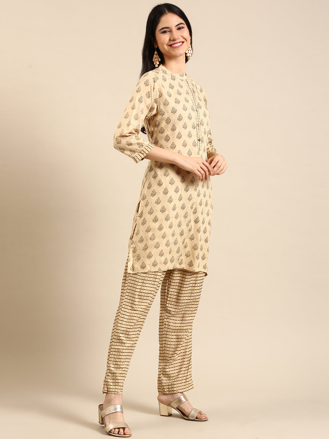 Women's Beige Printed Kurta Set