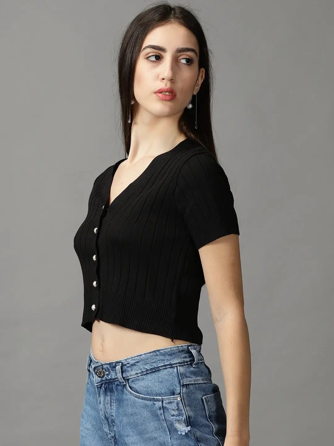 Women's Black Solid Fitted Crop Top