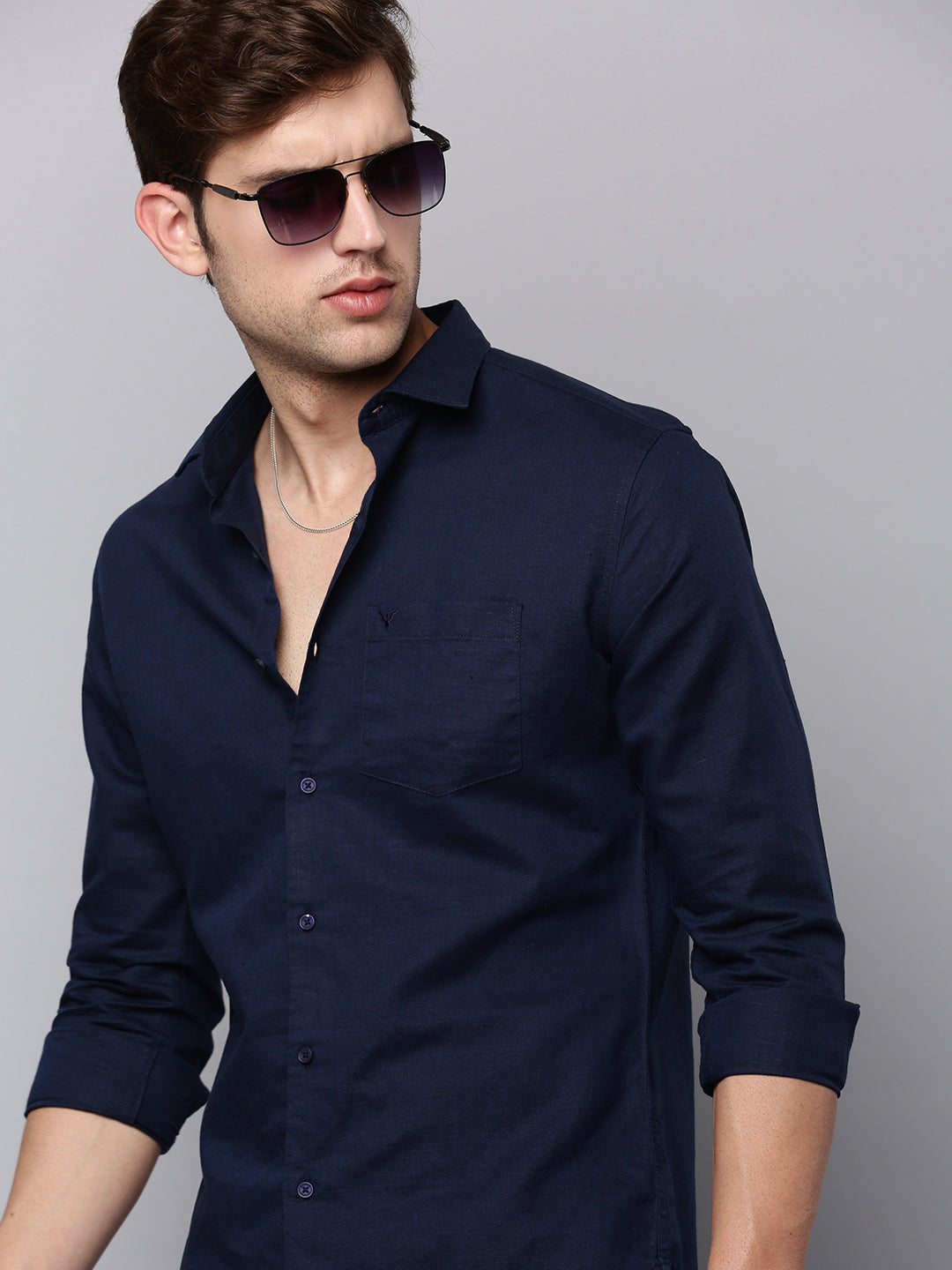 Men's Navy Solid Casual Shirt