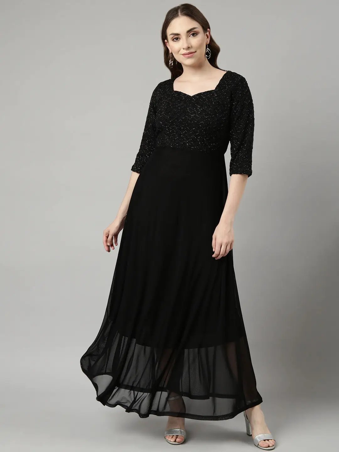 Women's Black Sweetheart Neck Three-Quarter Sleeves Maxi Dress