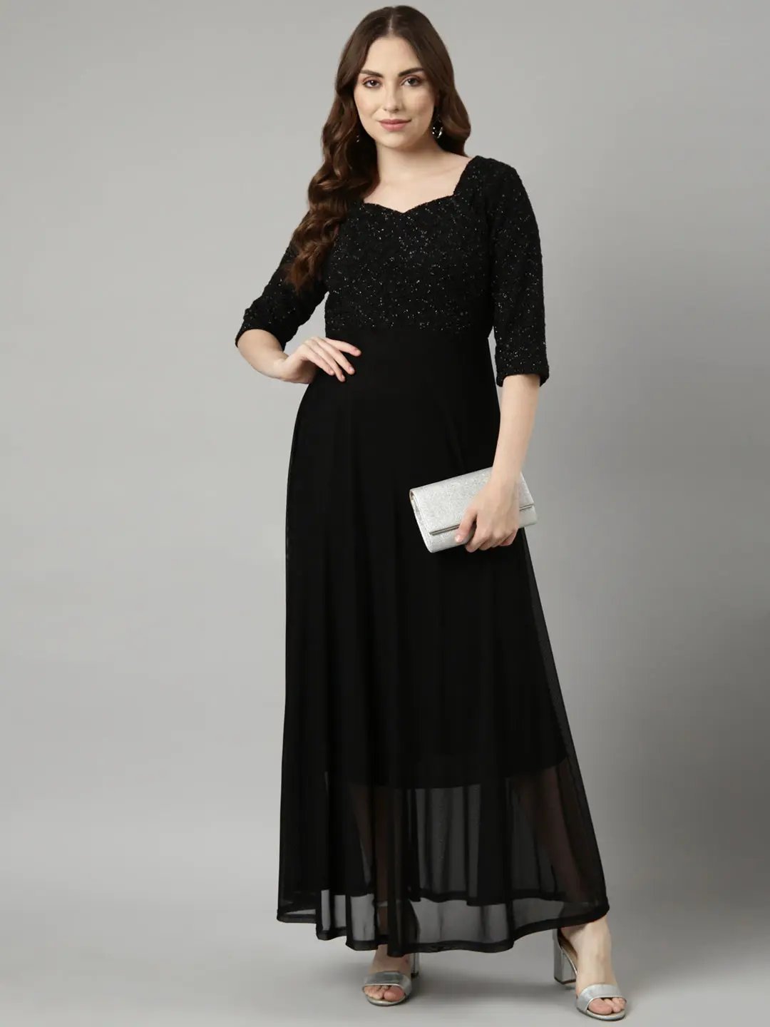 Women's Black Sweetheart Neck Three-Quarter Sleeves Maxi Dress