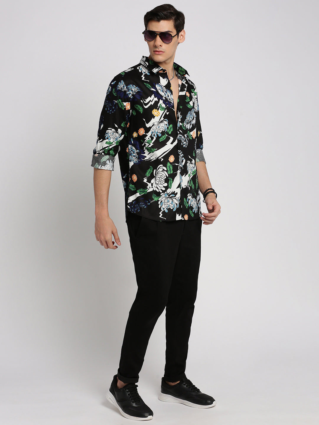 Men Black Spread Collar Floral Shirt