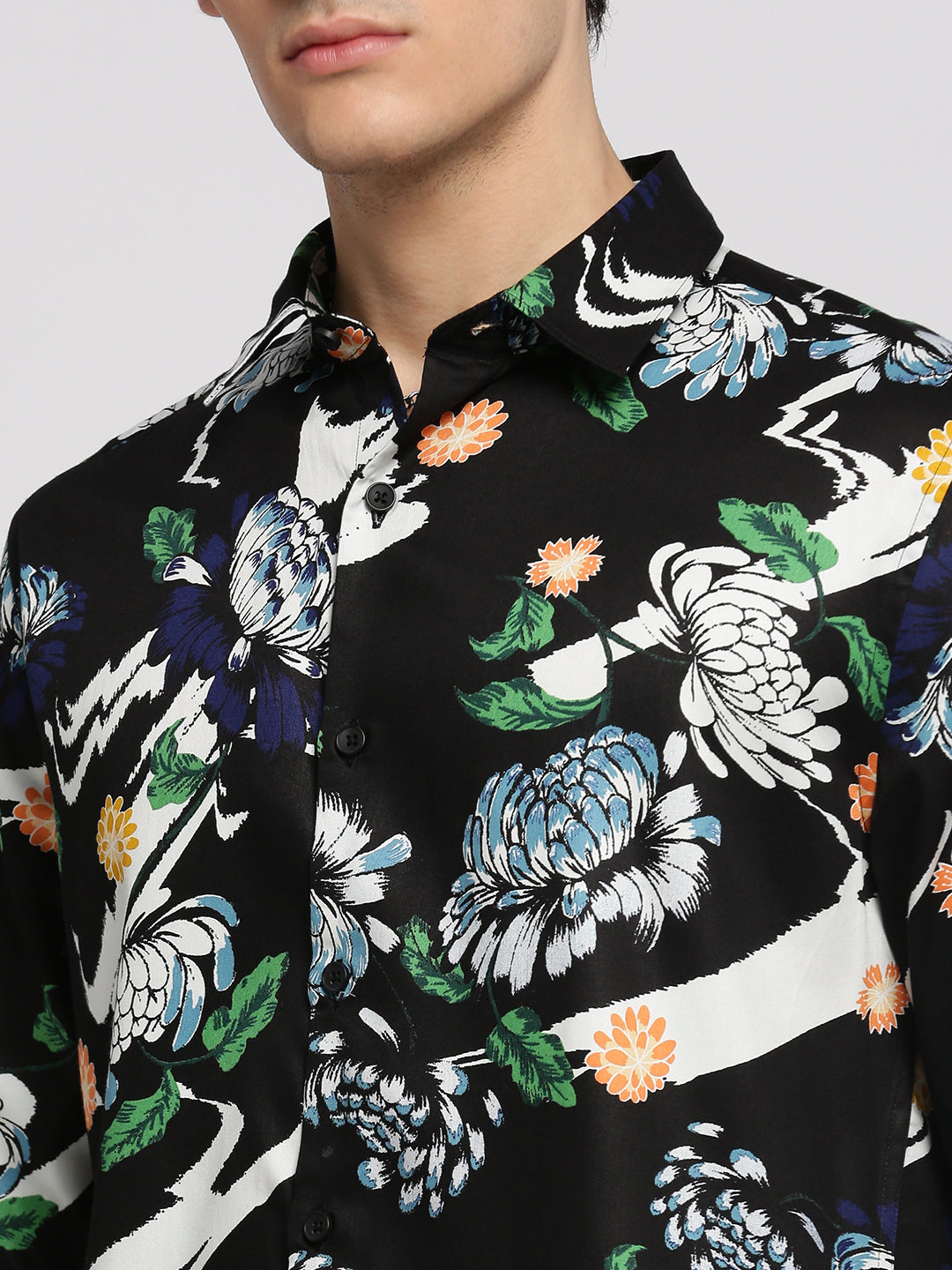 Men Black Spread Collar Floral Shirt