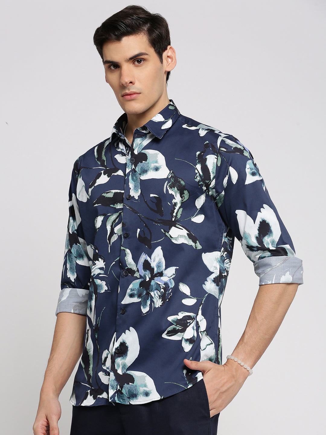 Men Blue Spread Collar Floral Shirt