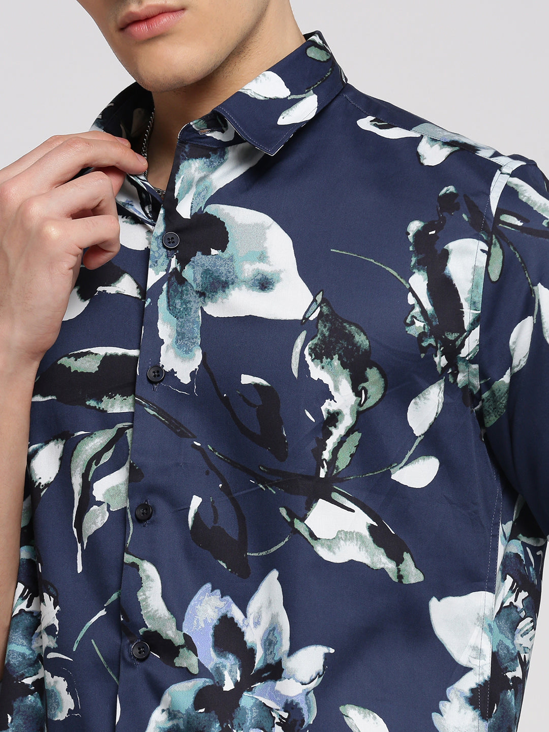 Men Blue Spread Collar Floral Shirt