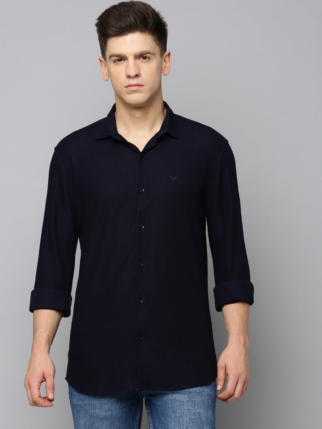 Men Navy Solid Casual Shirt