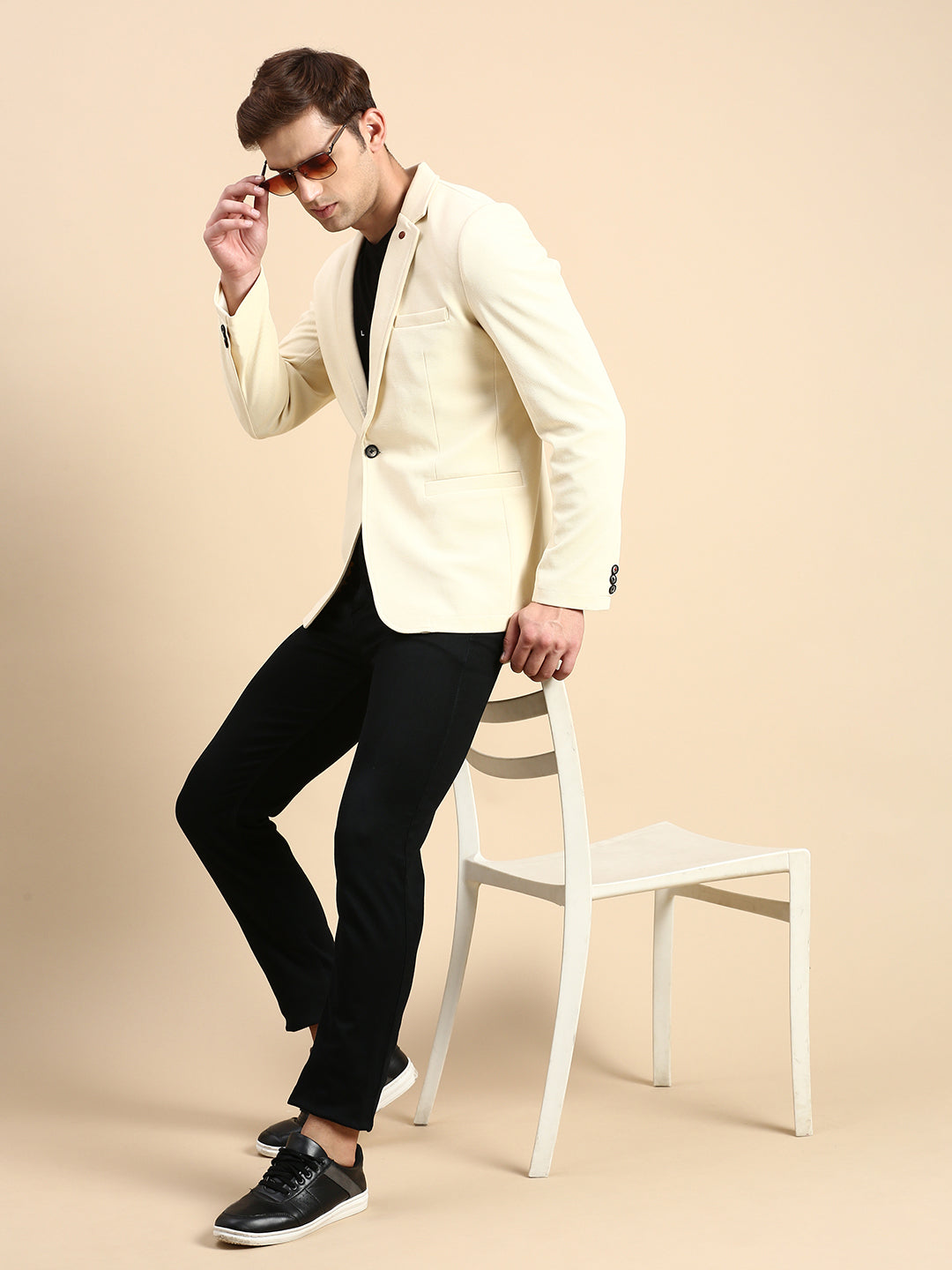 Men Cream Solid Casual Blazer