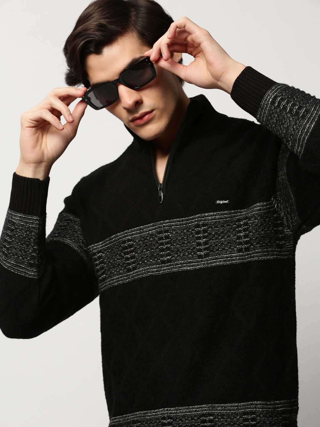 Men's Black Knitted Casual Sweaters