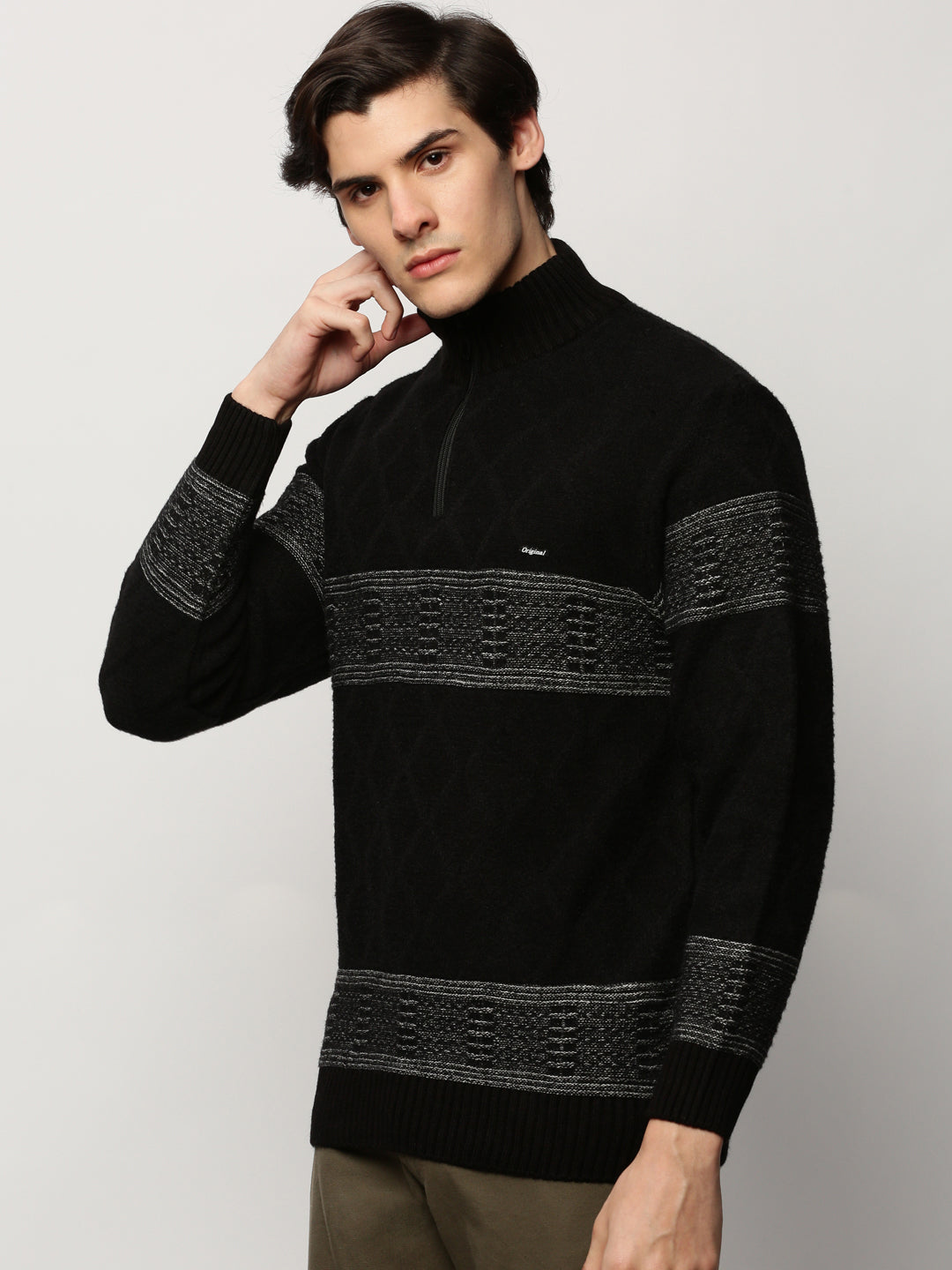 Men's Black Knitted Casual Sweaters