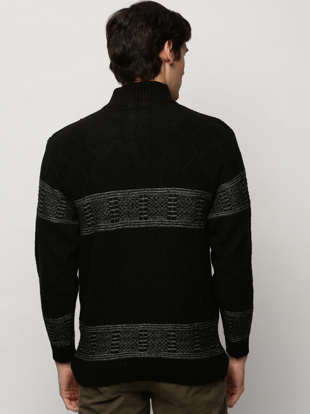 Men's Black Knitted Casual Sweaters