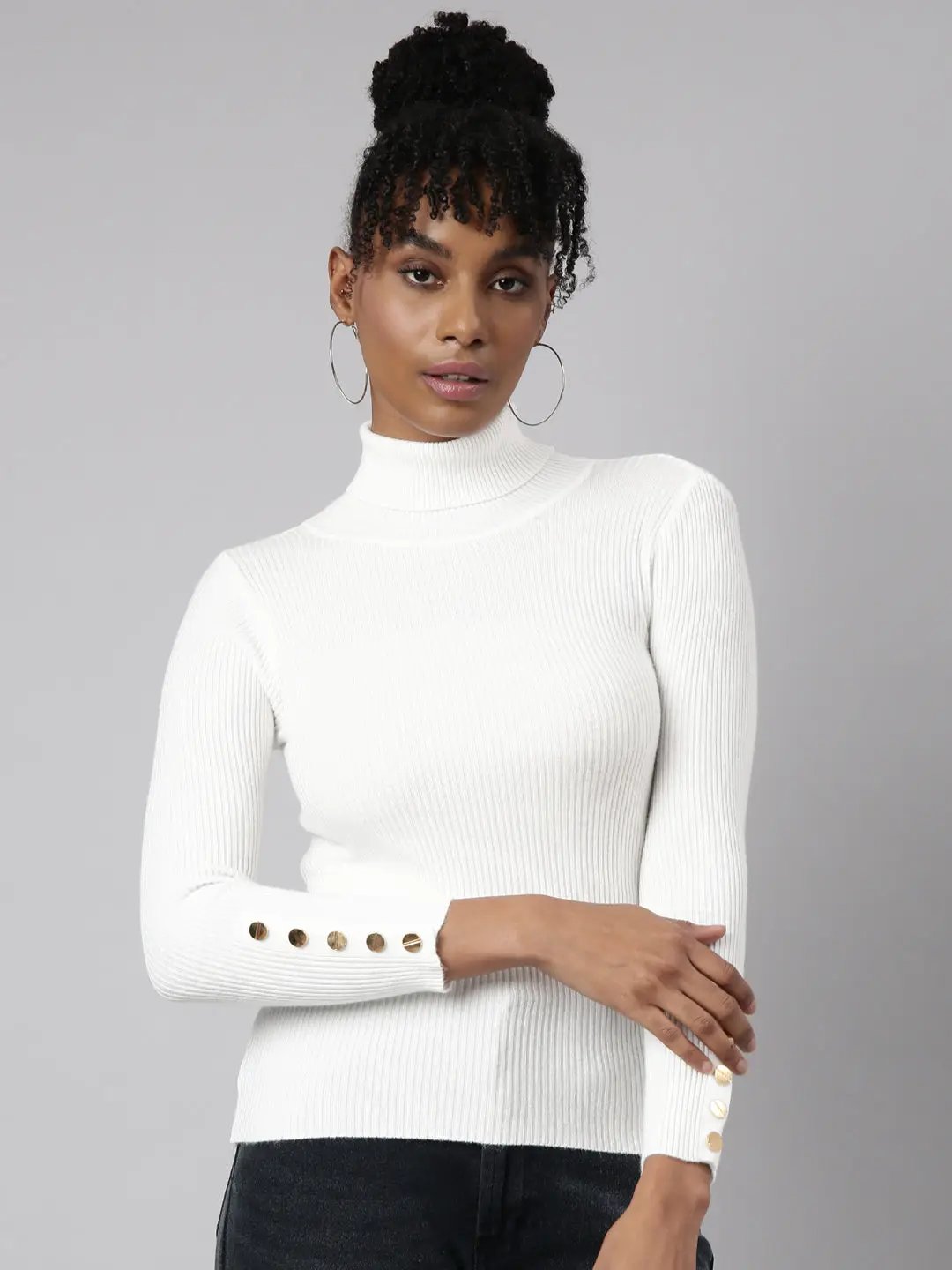 Women's White Solid Fitted Top