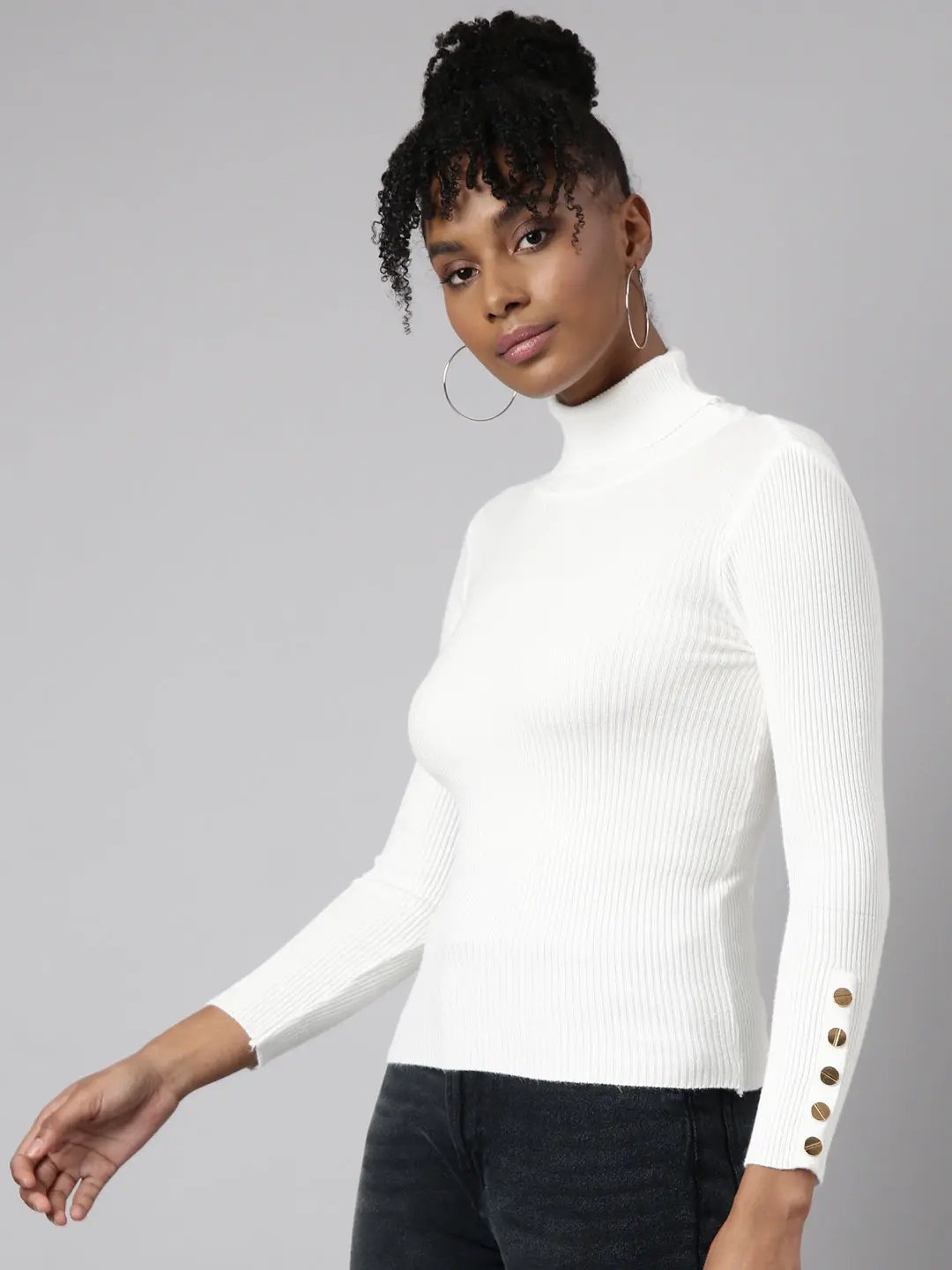 Women's White Solid Fitted Top