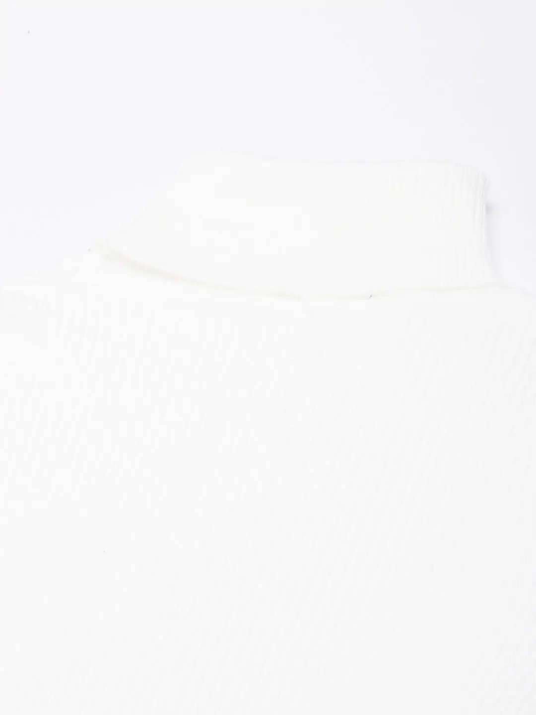 Women's White Solid Fitted Top