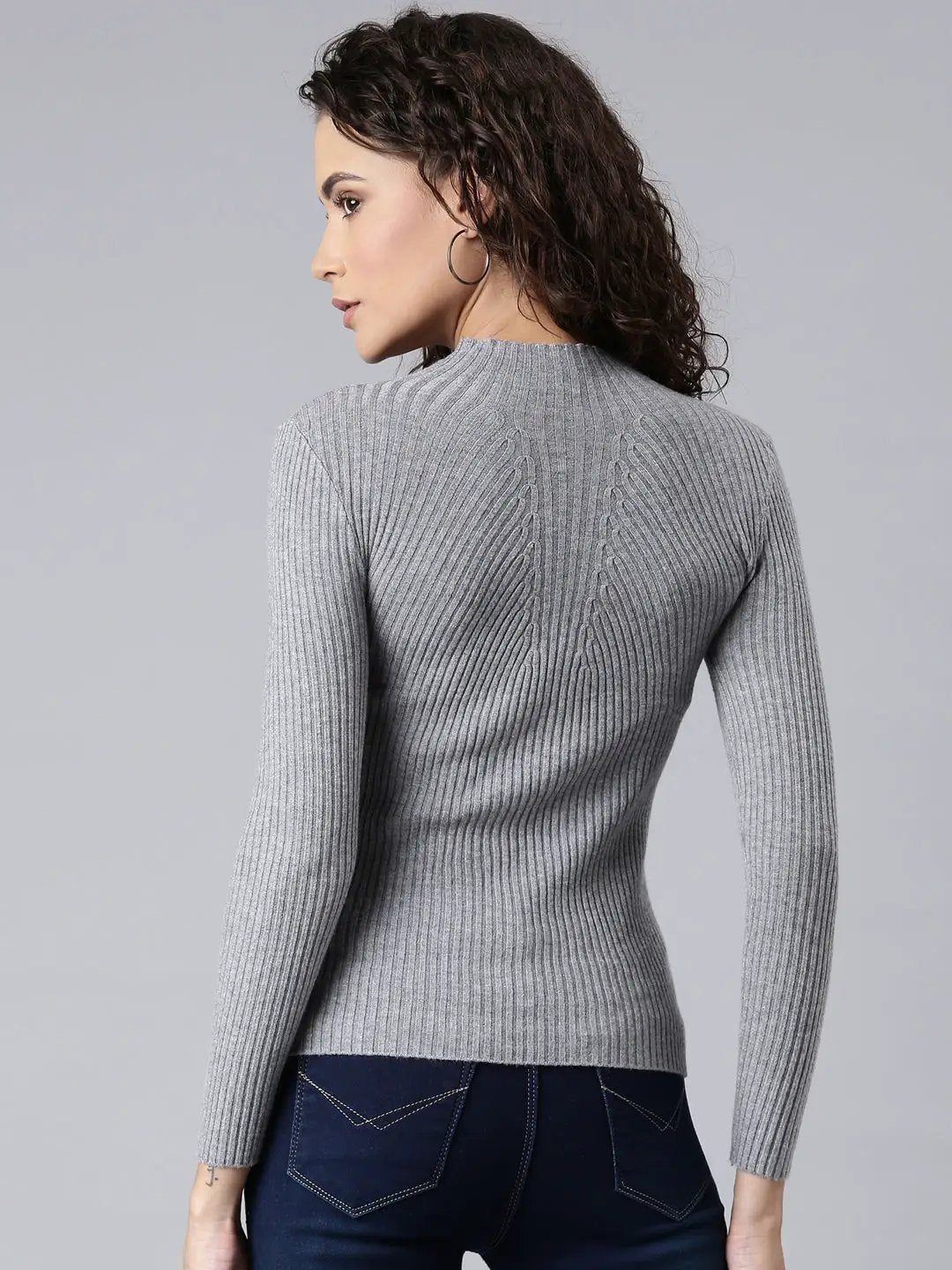 Women's Grey Solid Fitted Top