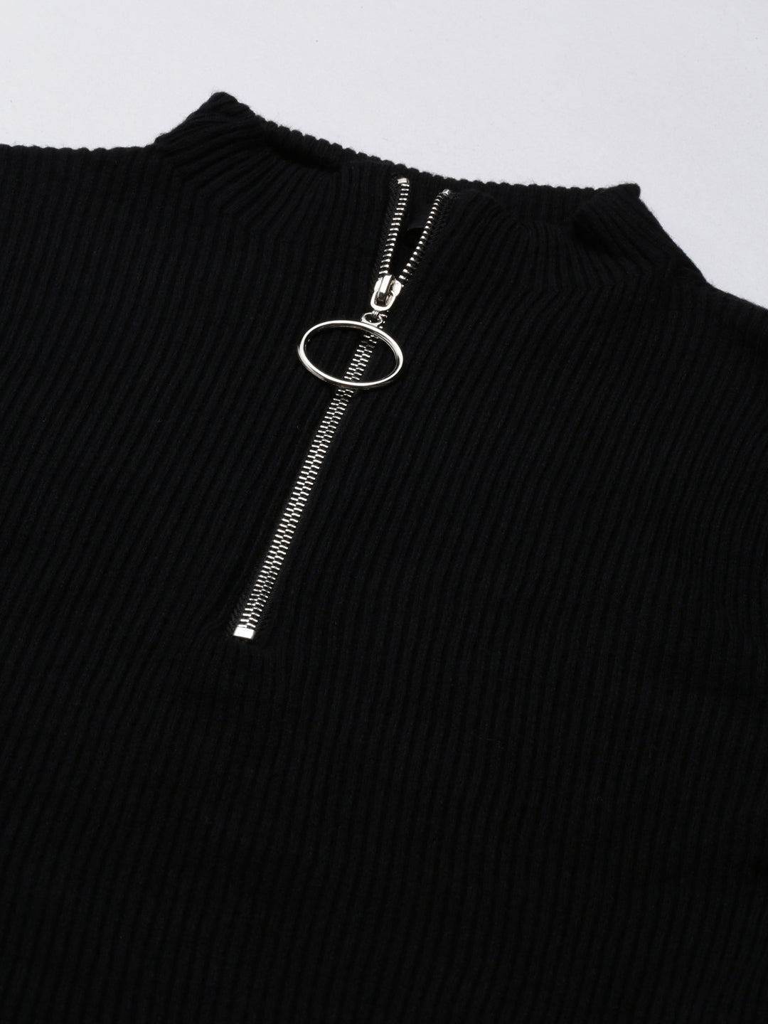 Women's Black Solid Fitted Top