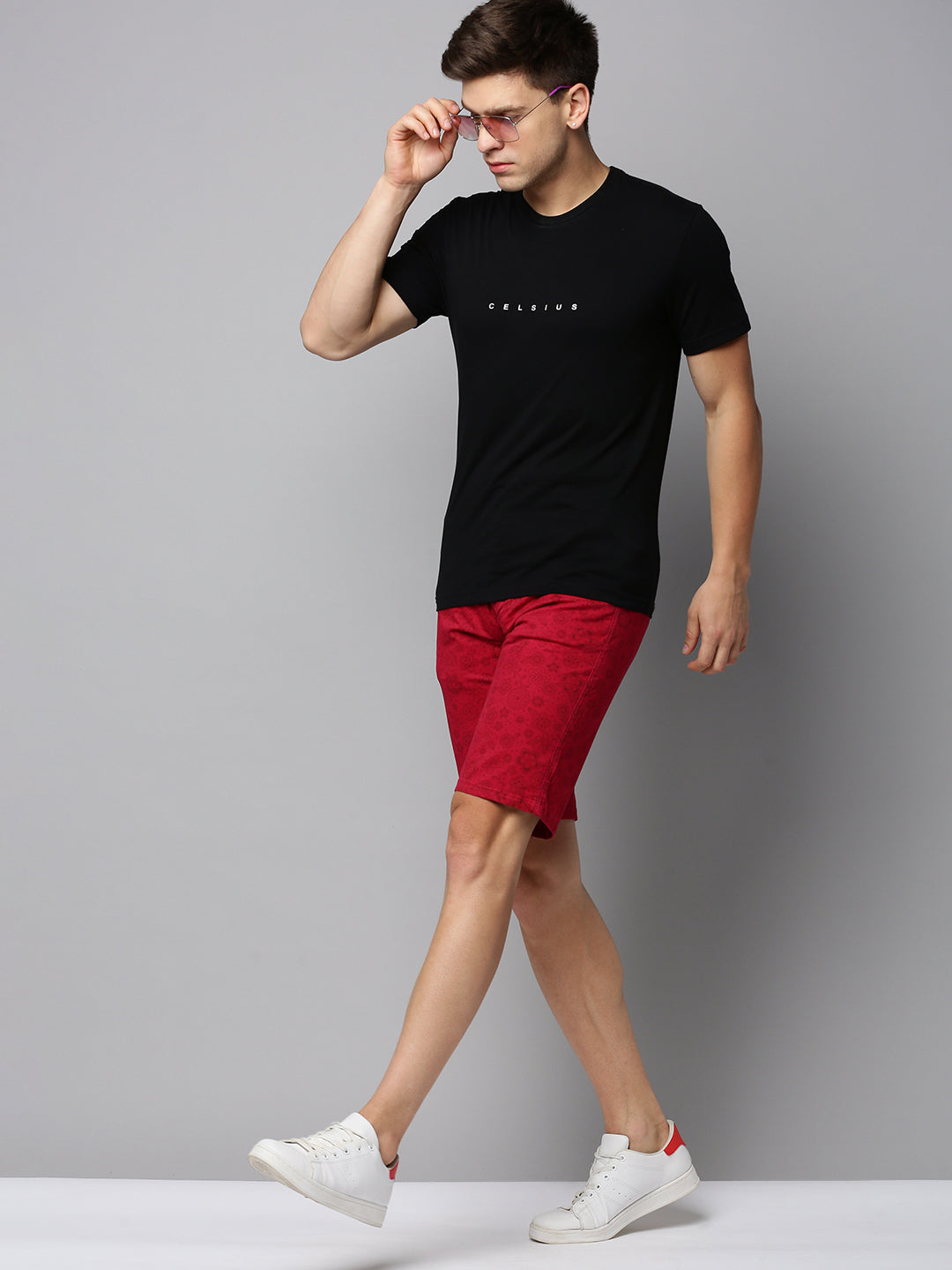 Men Magenta Printed Casual Shorts