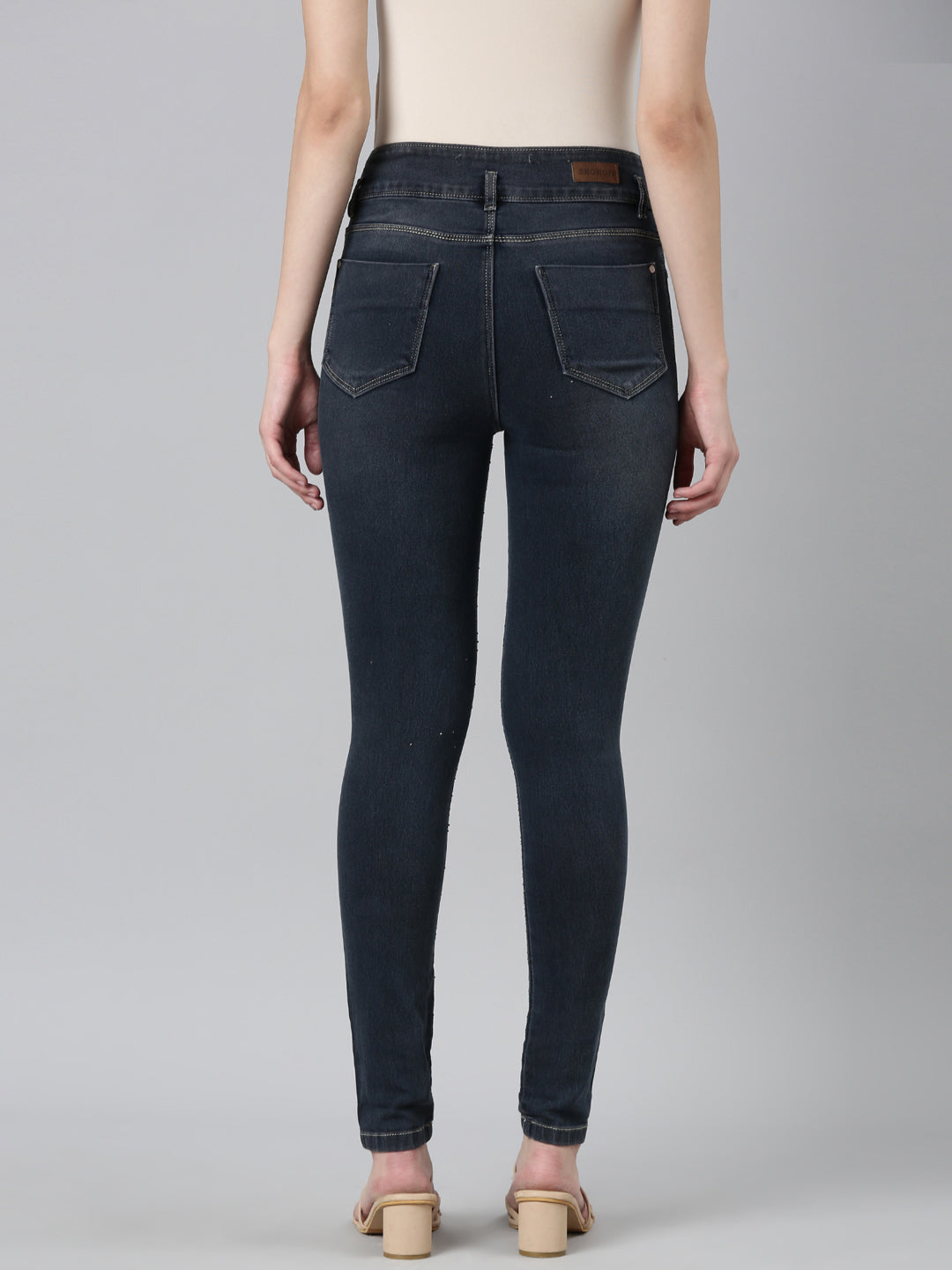 Women Grey Solid Straight Fit Denim Jeans