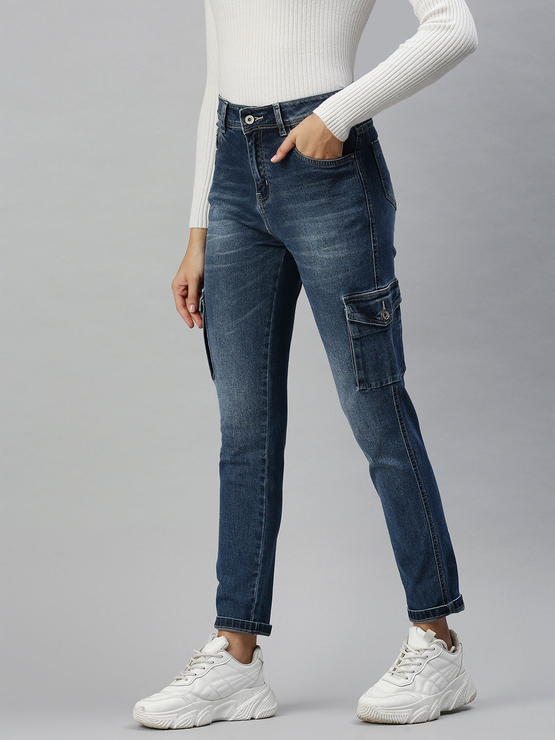 Women's Blue Relaxed Fit High-Rise Heavy Fade Stretchable Denim Jeans