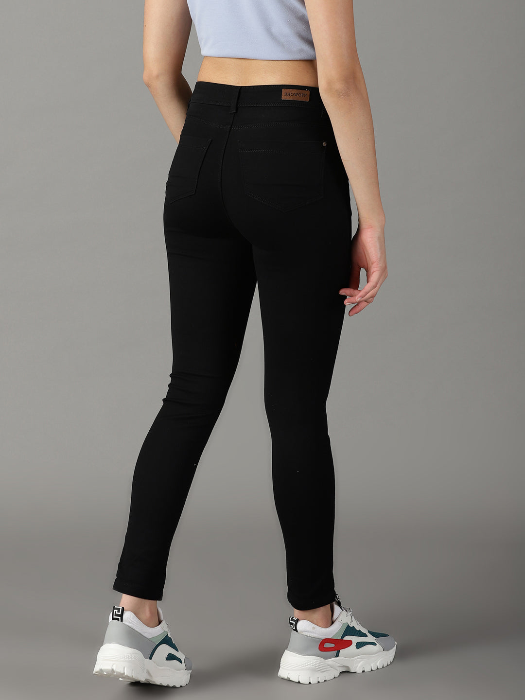 Women's Black Solid Slim Fit Denim Jeans