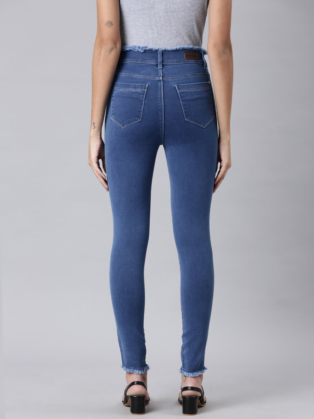 Women Blue Solid Slim Fit Denim Jeans