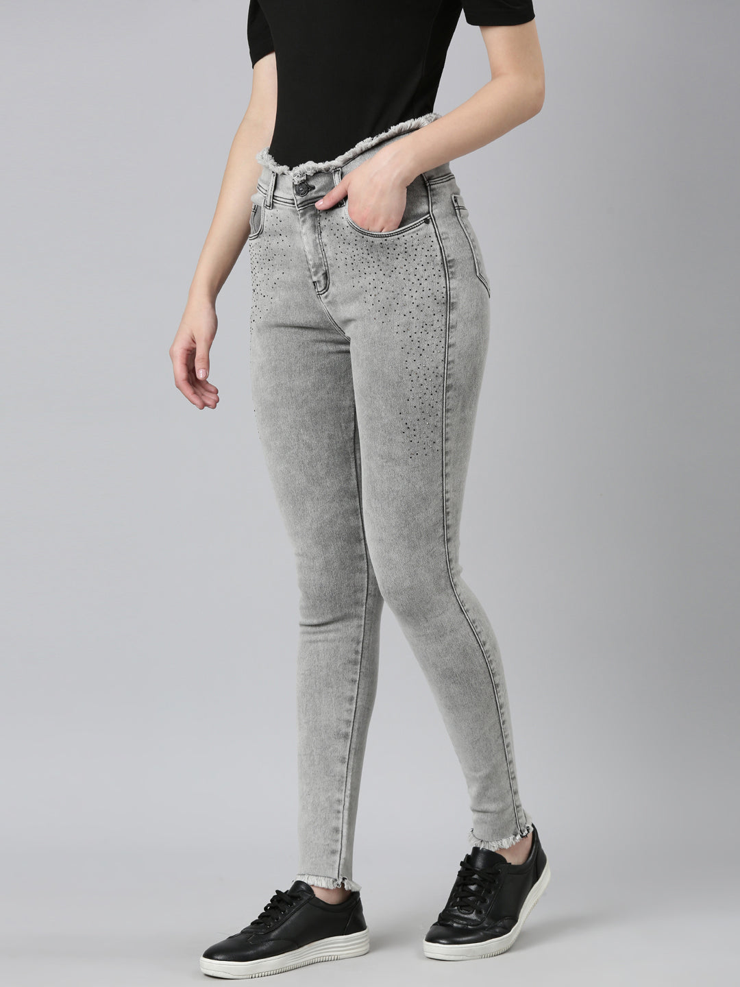 Women Grey Embellished Skinny Fit Denim Jeans