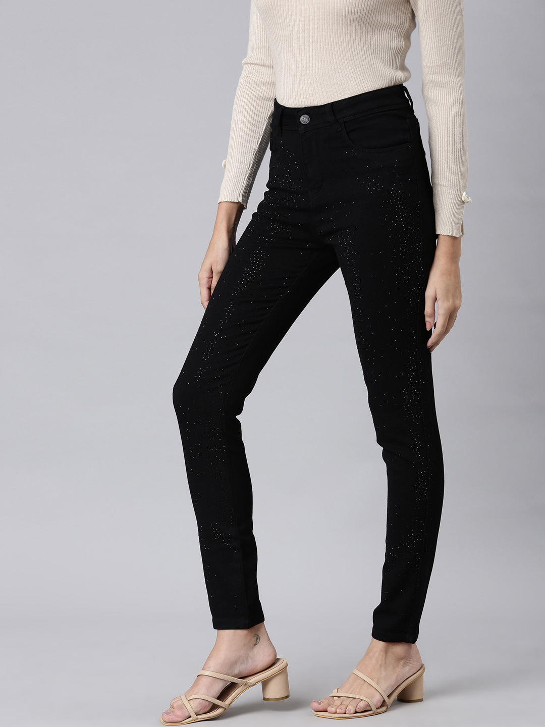 Women Black Solid Slim Fit Denim Jeans