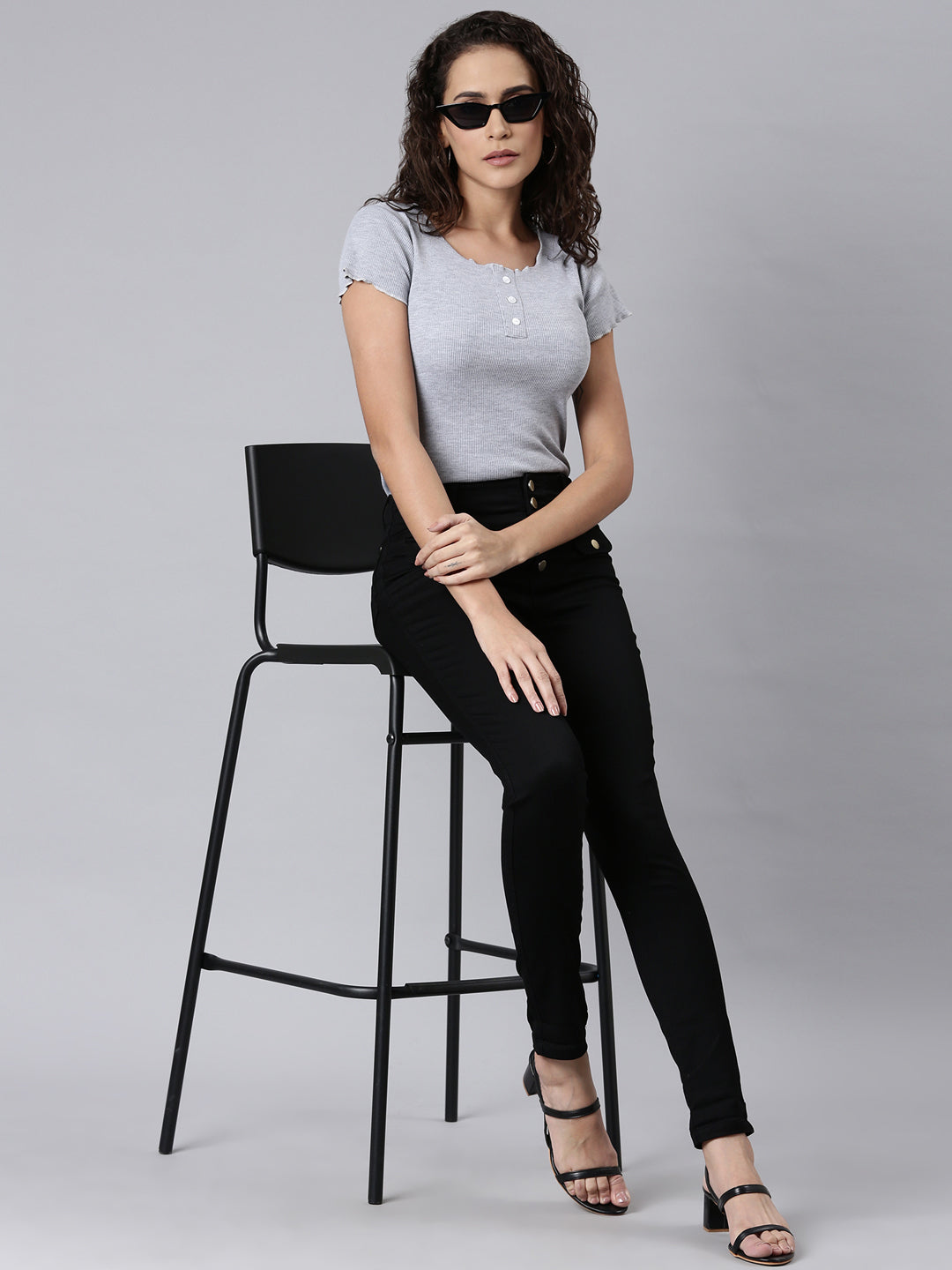 Women Black Solid Skinny Fit Denim Jeans