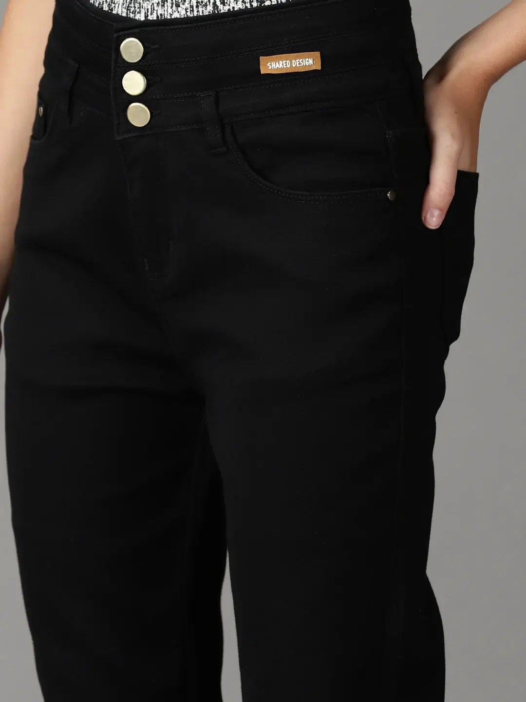 Women's Black Solid Slim Fit Denim Jeans